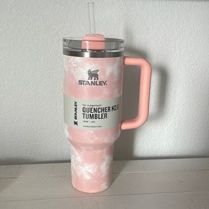 Limited Edition Color Peach Tie Dye Stanley 40oz Tumbler